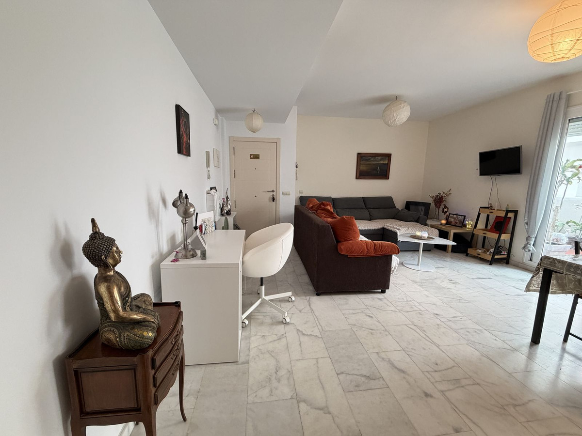 Appartement te koop in Estepona | 2 slaapkamers H5367277