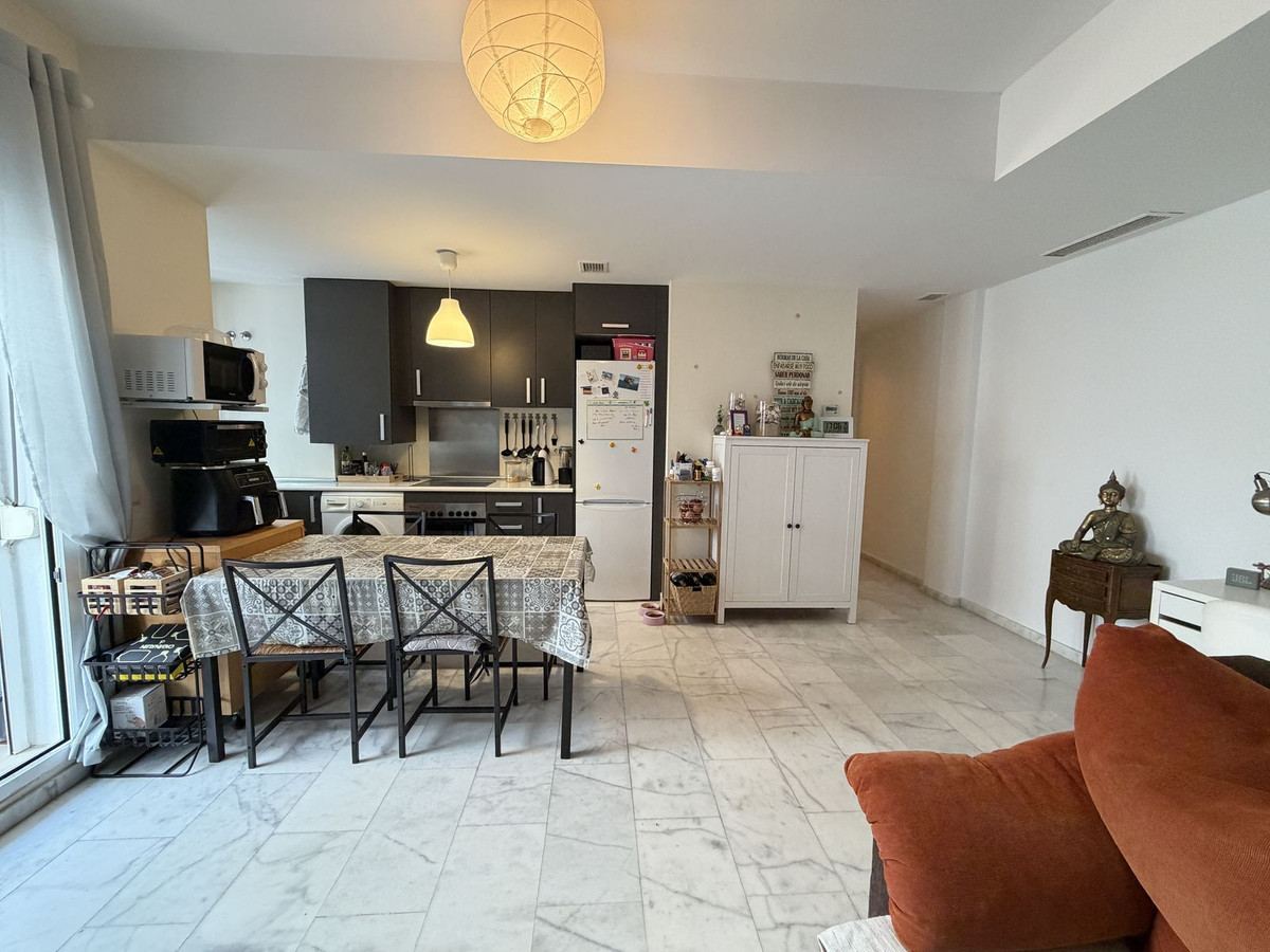 Appartement te koop in Estepona | 2 slaapkamers H5367277