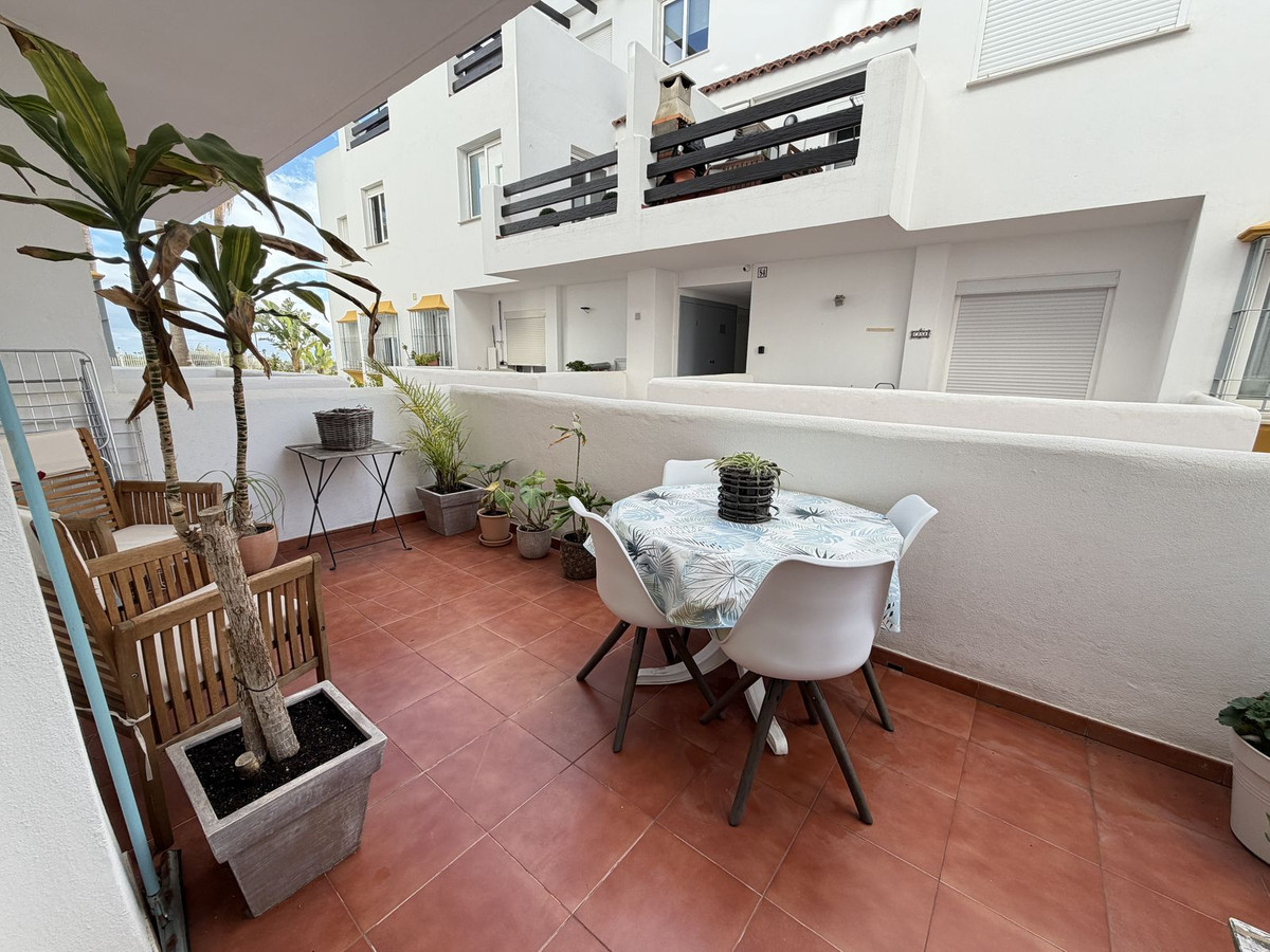 Appartement te koop in Estepona | 2 slaapkamers H5367277