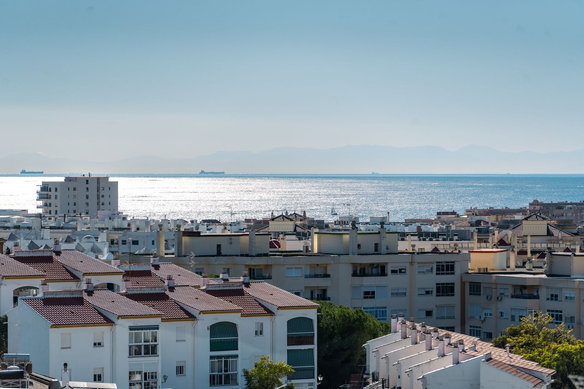 Appartement te koop in Estepona | 2 slaapkamers H5367661