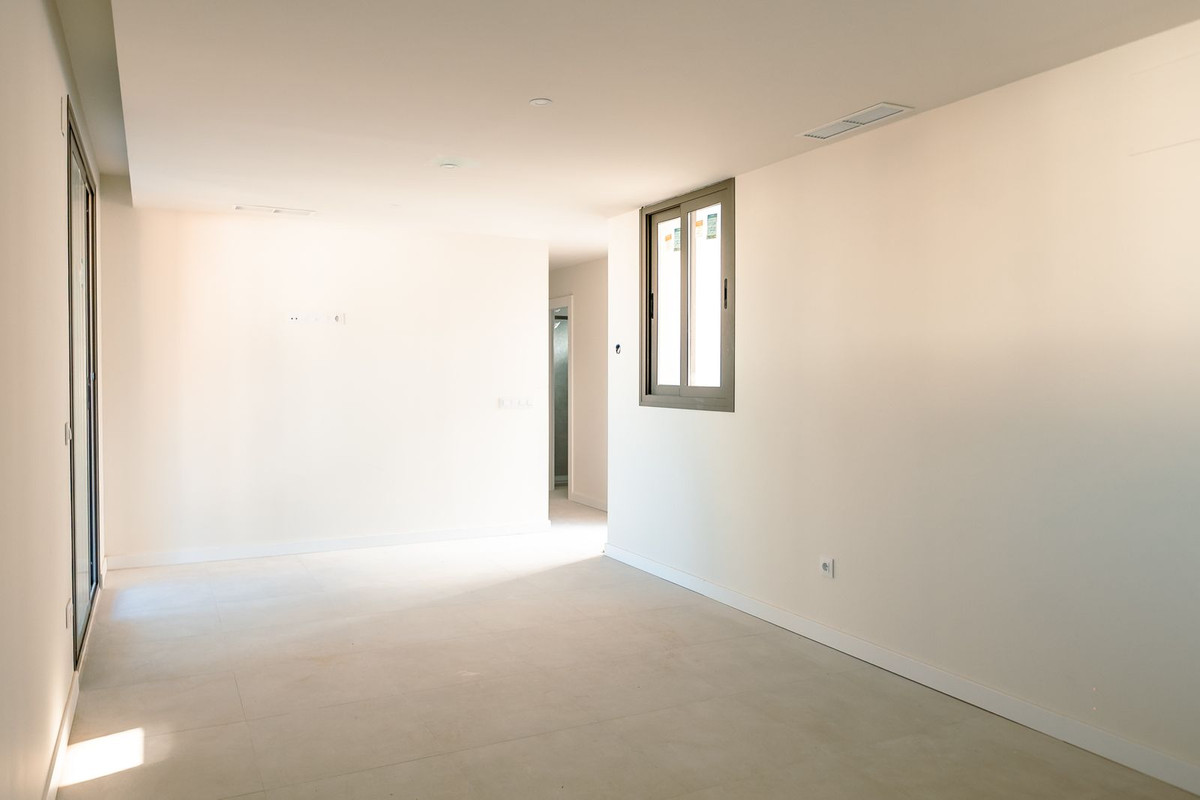 Appartement te koop in Estepona | 2 slaapkamers H5367670