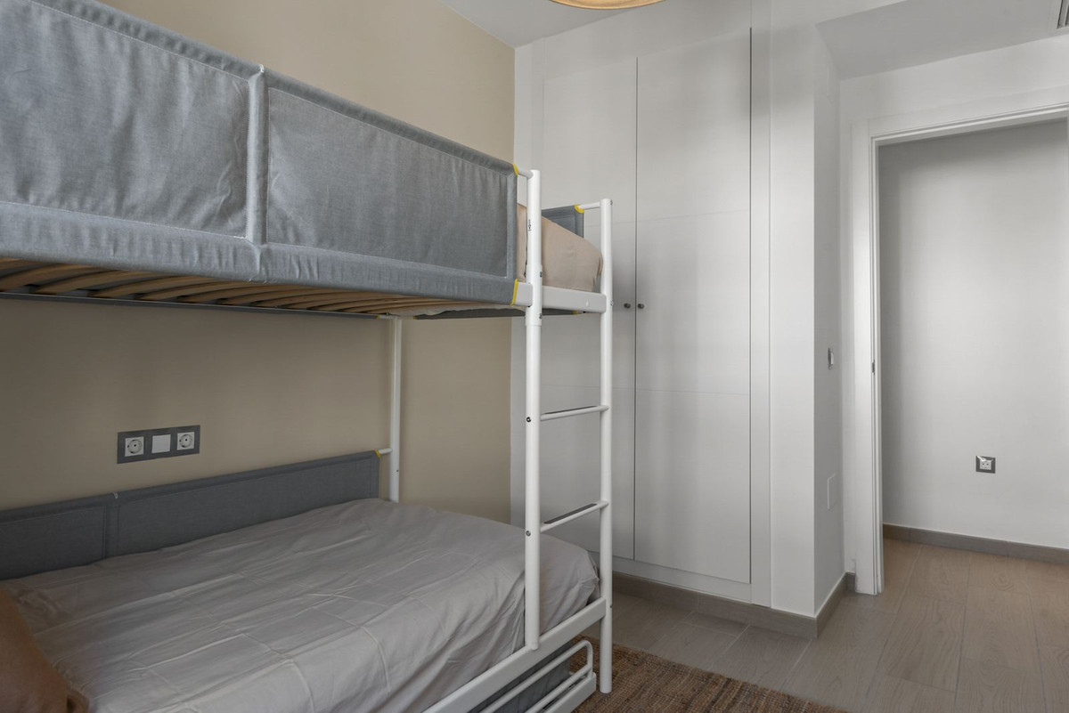 Appartement te koop in Estepona | 3 slaapkamers H5368120