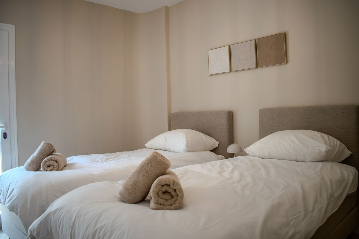 Appartement te koop in Estepona | 2 slaapkamers H5368852