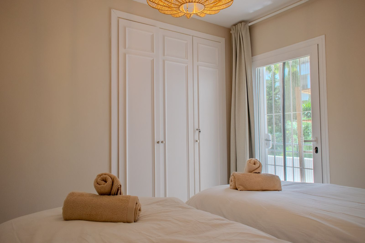 Appartement te koop in Estepona | 2 slaapkamers H5368852