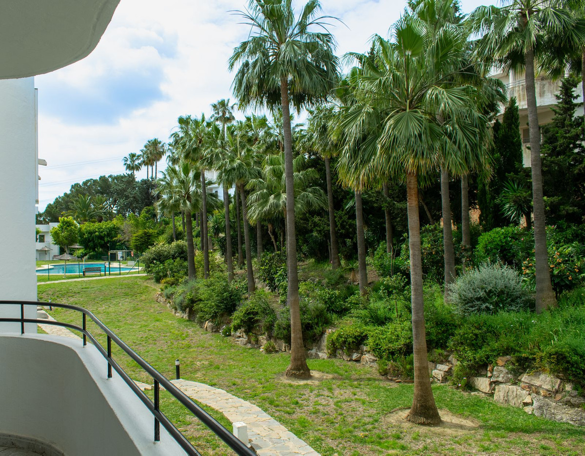 Appartement te koop in Estepona | 2 slaapkamers H5368852