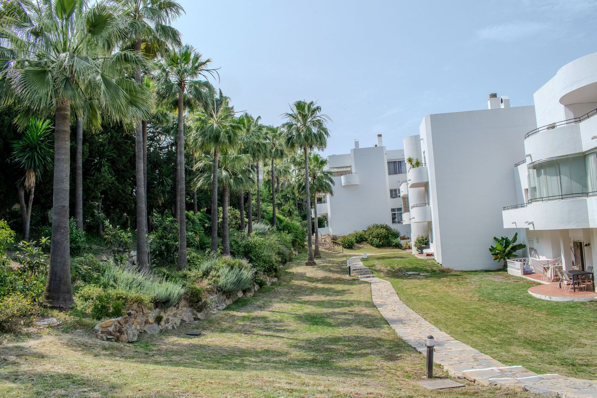 Appartement te koop in Estepona | 2 slaapkamers H5368852