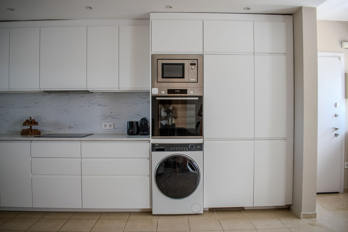 Appartement te koop in Estepona | 2 slaapkamers H5368852