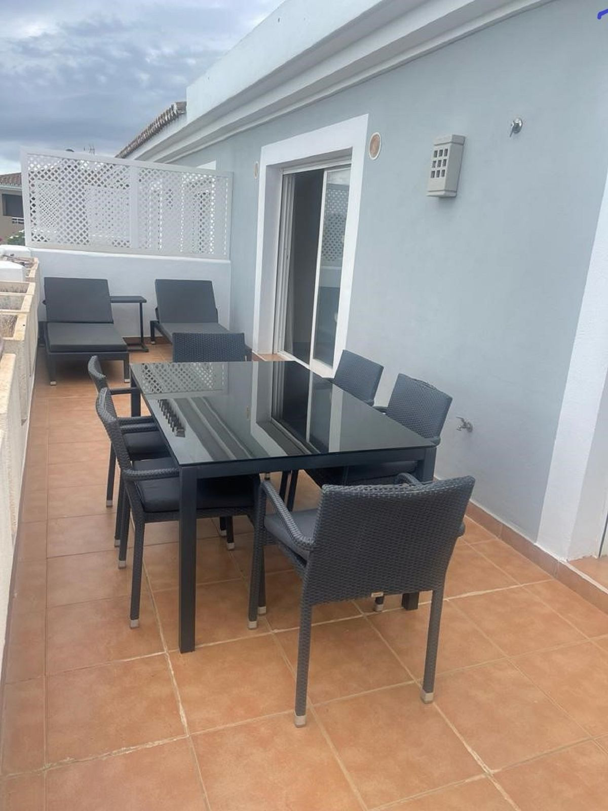Appartement te koop in Estepona | 2 slaapkamers H5368918