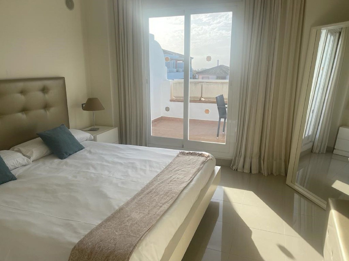 Appartement te koop in Estepona | 2 slaapkamers H5368918