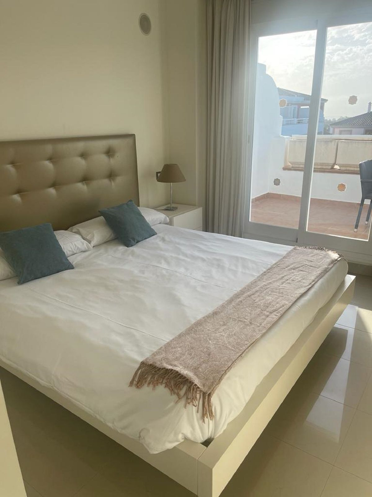 Appartement te koop in Estepona | 2 slaapkamers H5368918