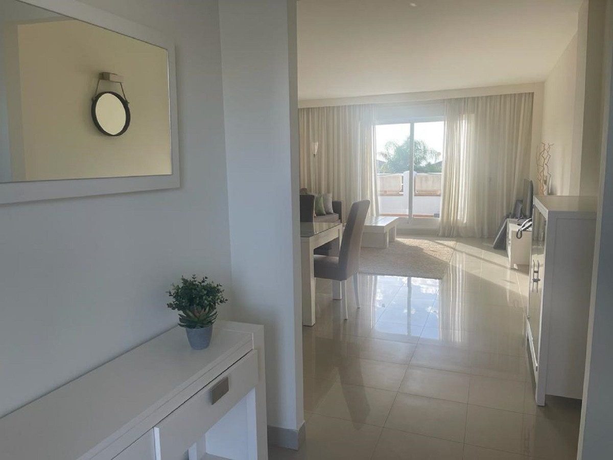 Appartement te koop in Estepona | 2 slaapkamers H5368918