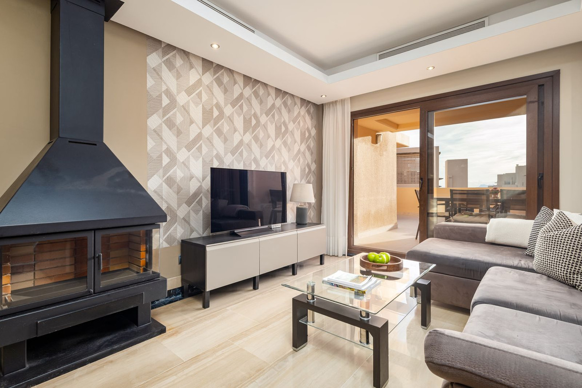 Appartement te koop in Estepona | 4 slaapkamers H5368936