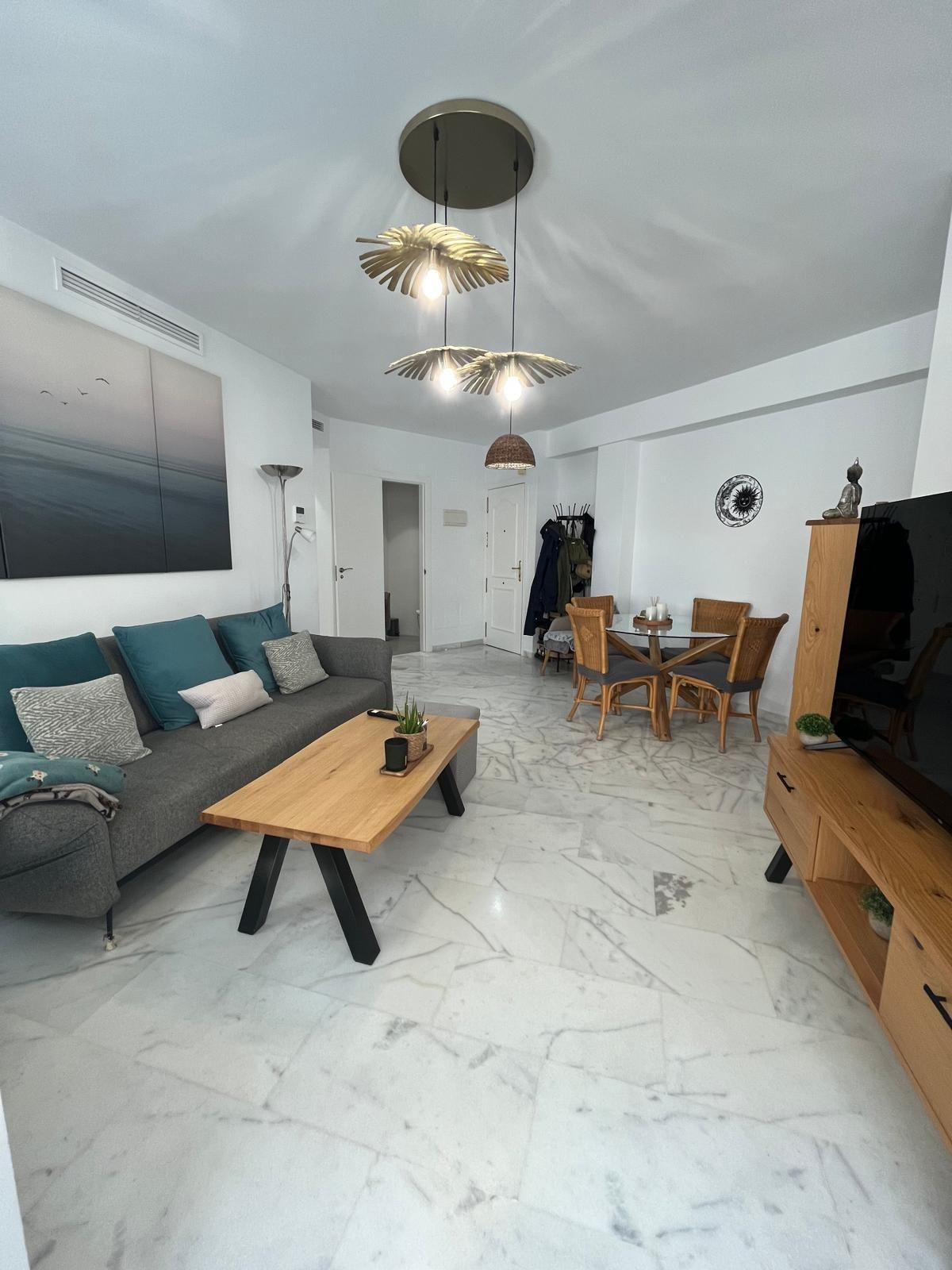 Appartement te koop in Estepona | 3 slaapkamers H5369131