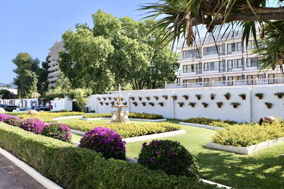 Duplex te koop in Estepona | 3 slaapkamers H5370274