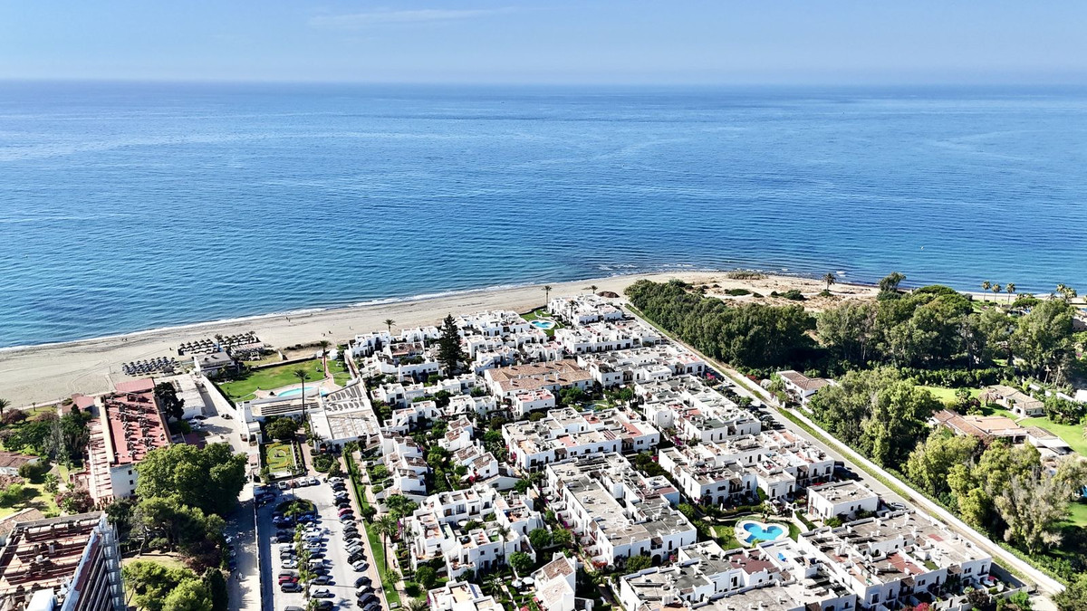 Duplex te koop in Estepona | 3 slaapkamers H5370274