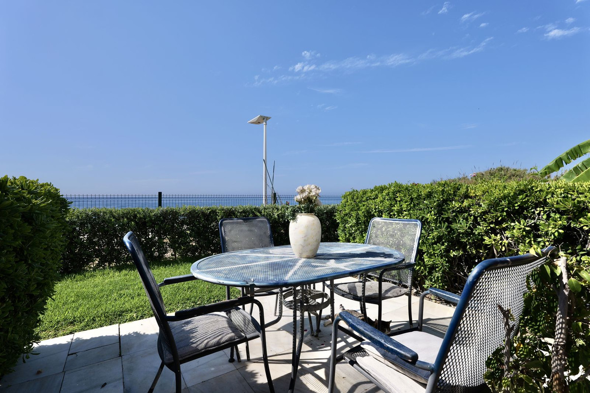 Duplex te koop in Estepona | 3 slaapkamers H5370274