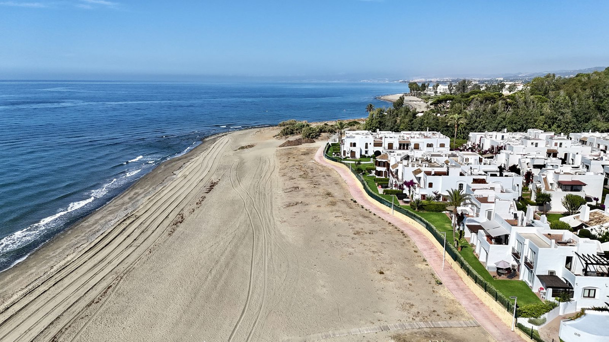 Duplex te koop in Estepona | 3 slaapkamers H5370274