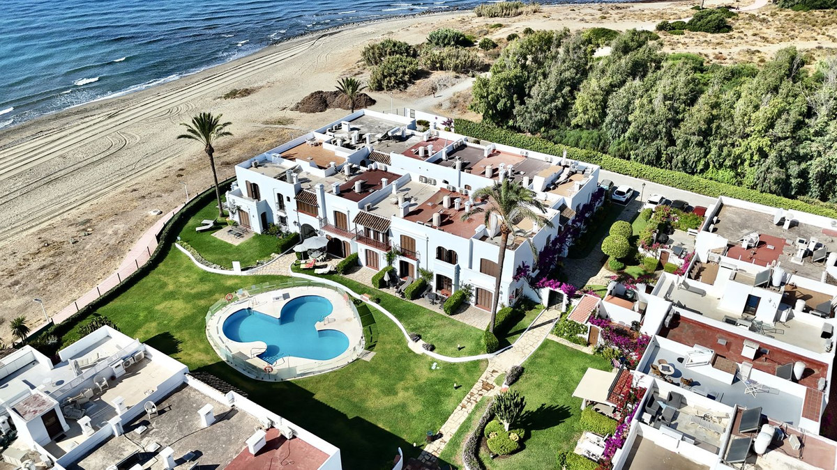 Duplex te koop in Estepona | 3 slaapkamers H5370274