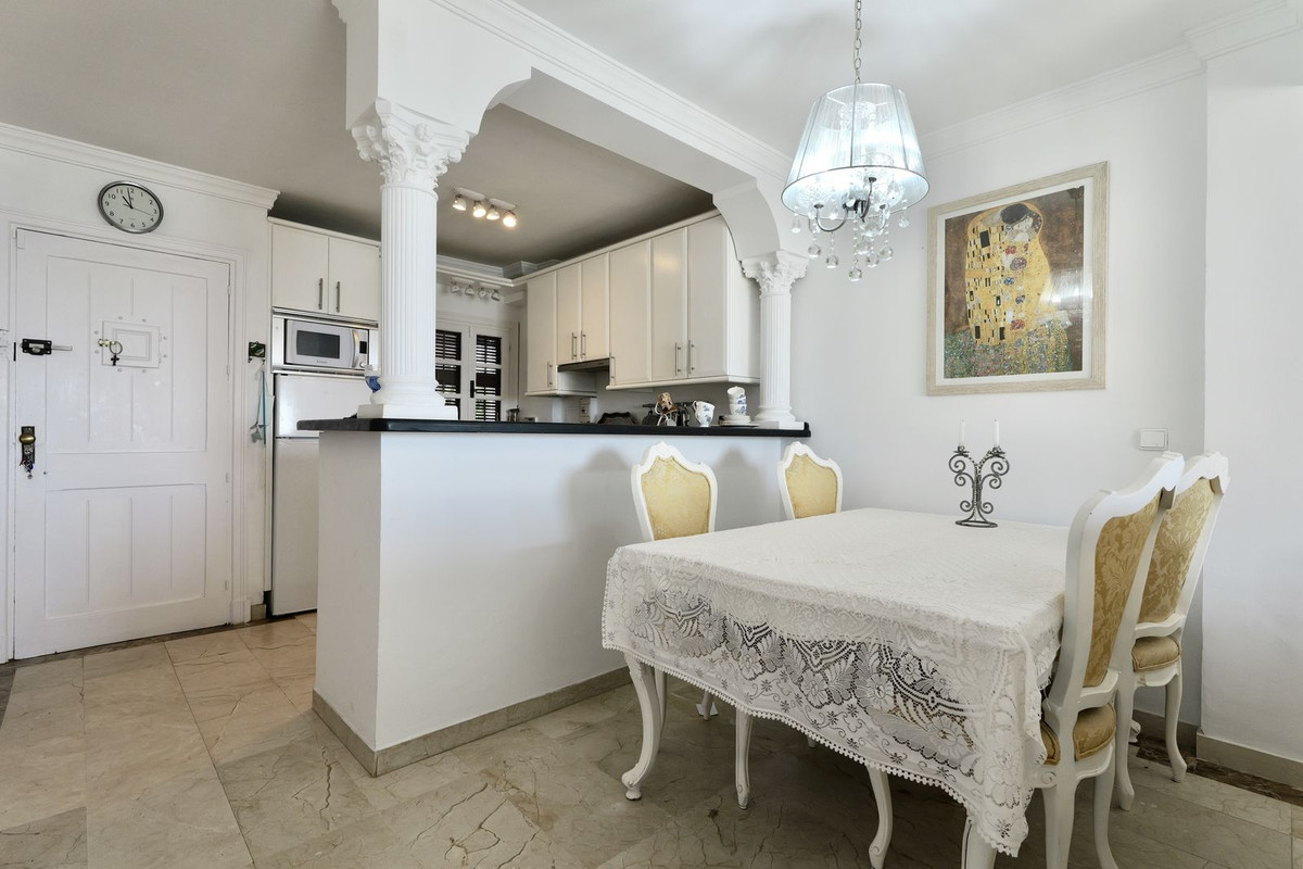Duplex te koop in Estepona | 3 slaapkamers H5370274