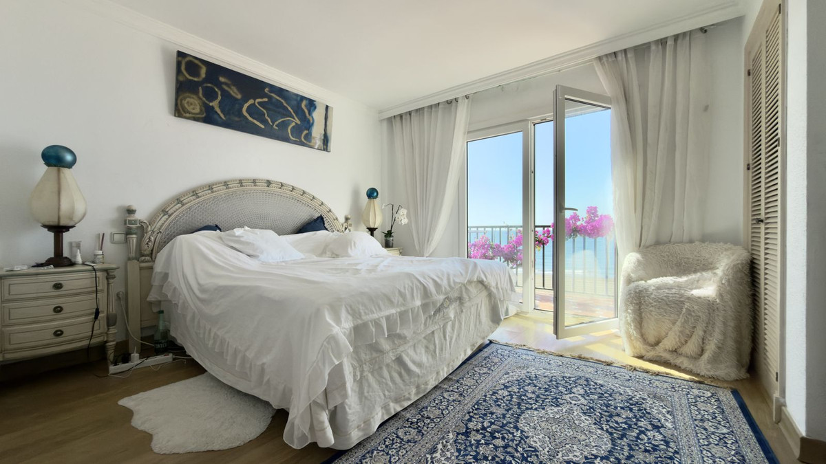 Duplex te koop in Estepona | 3 slaapkamers H5370274