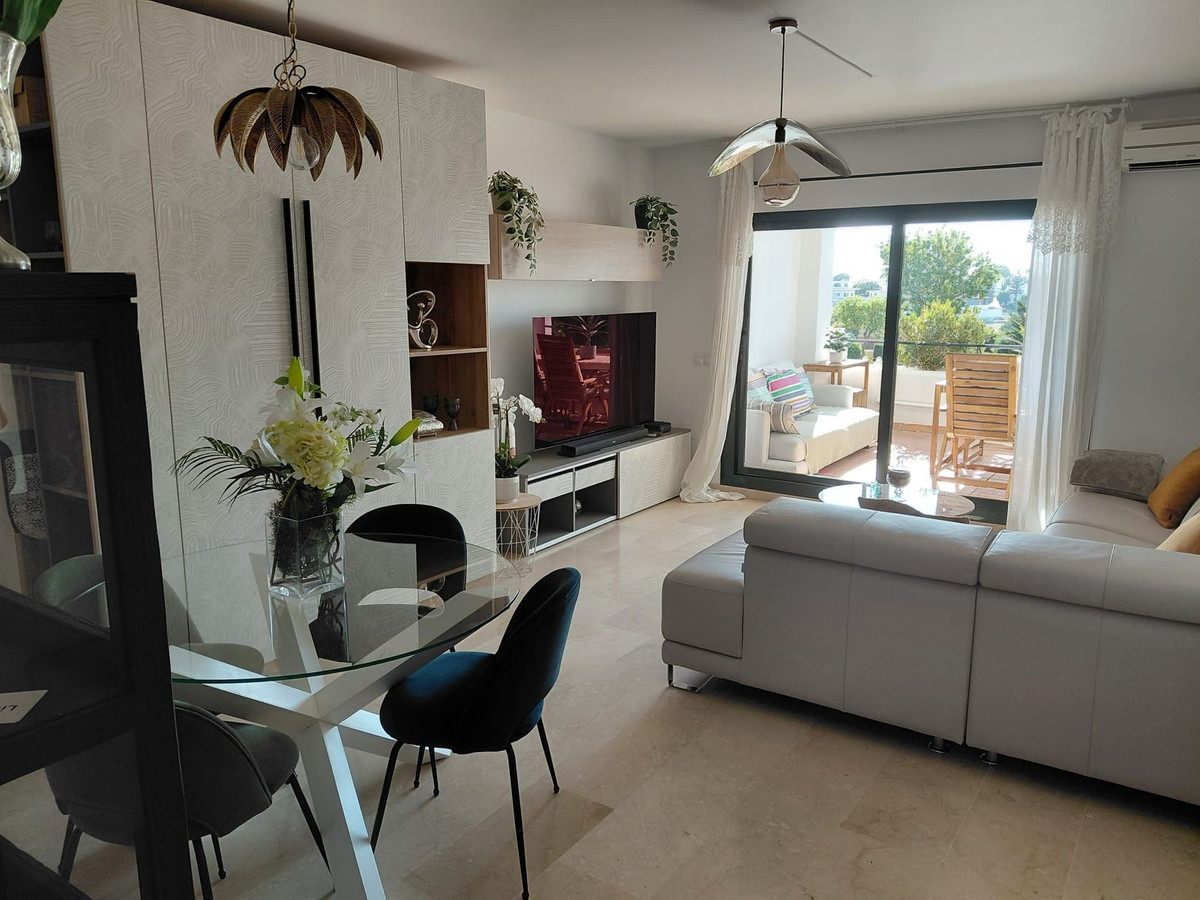 Appartement te koop in Estepona | 2 slaapkamers H5370319
