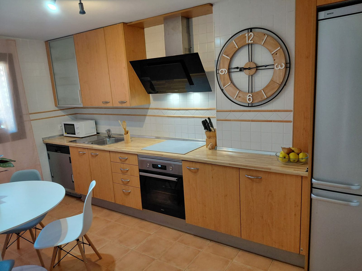 Appartement te koop in Estepona | 2 slaapkamers H5370319