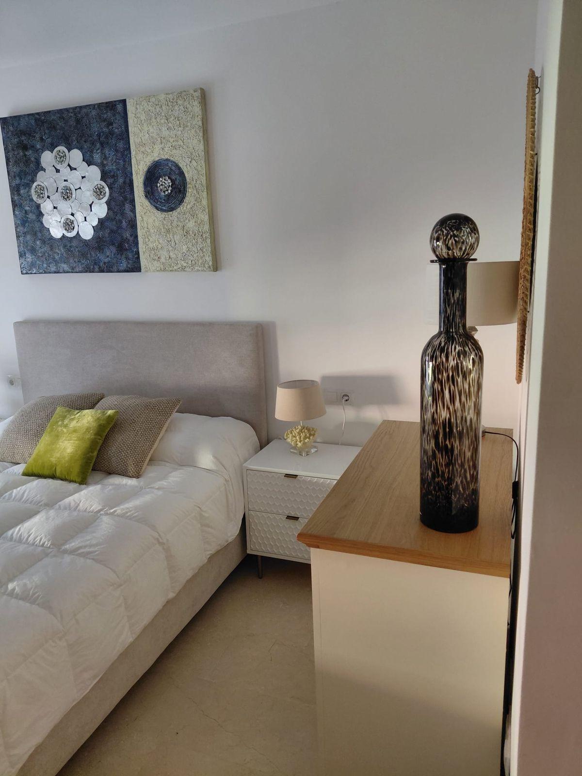 Appartement te koop in Estepona | 2 slaapkamers H5370319