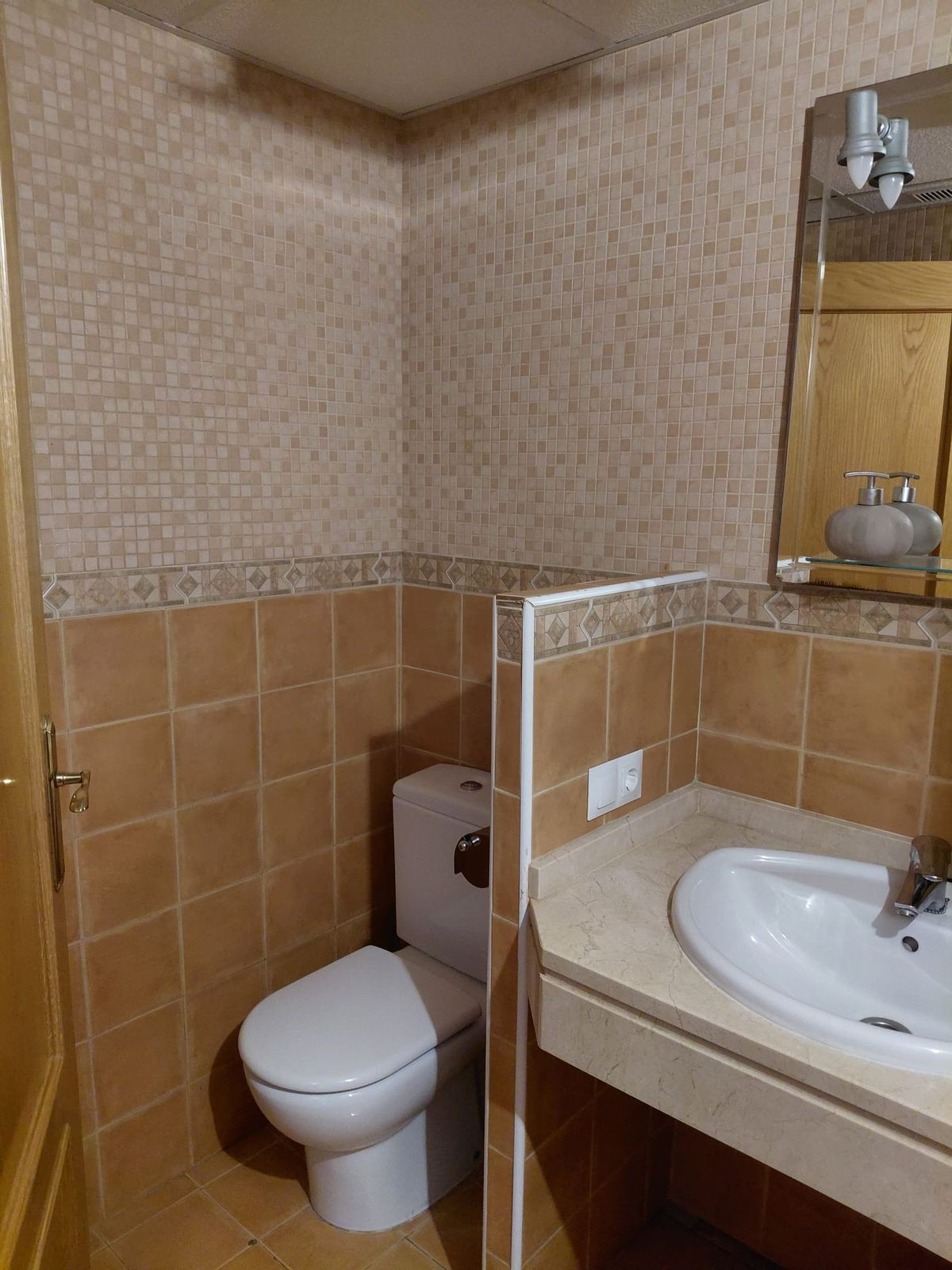 Appartement te koop in Estepona | 2 slaapkamers H5370319