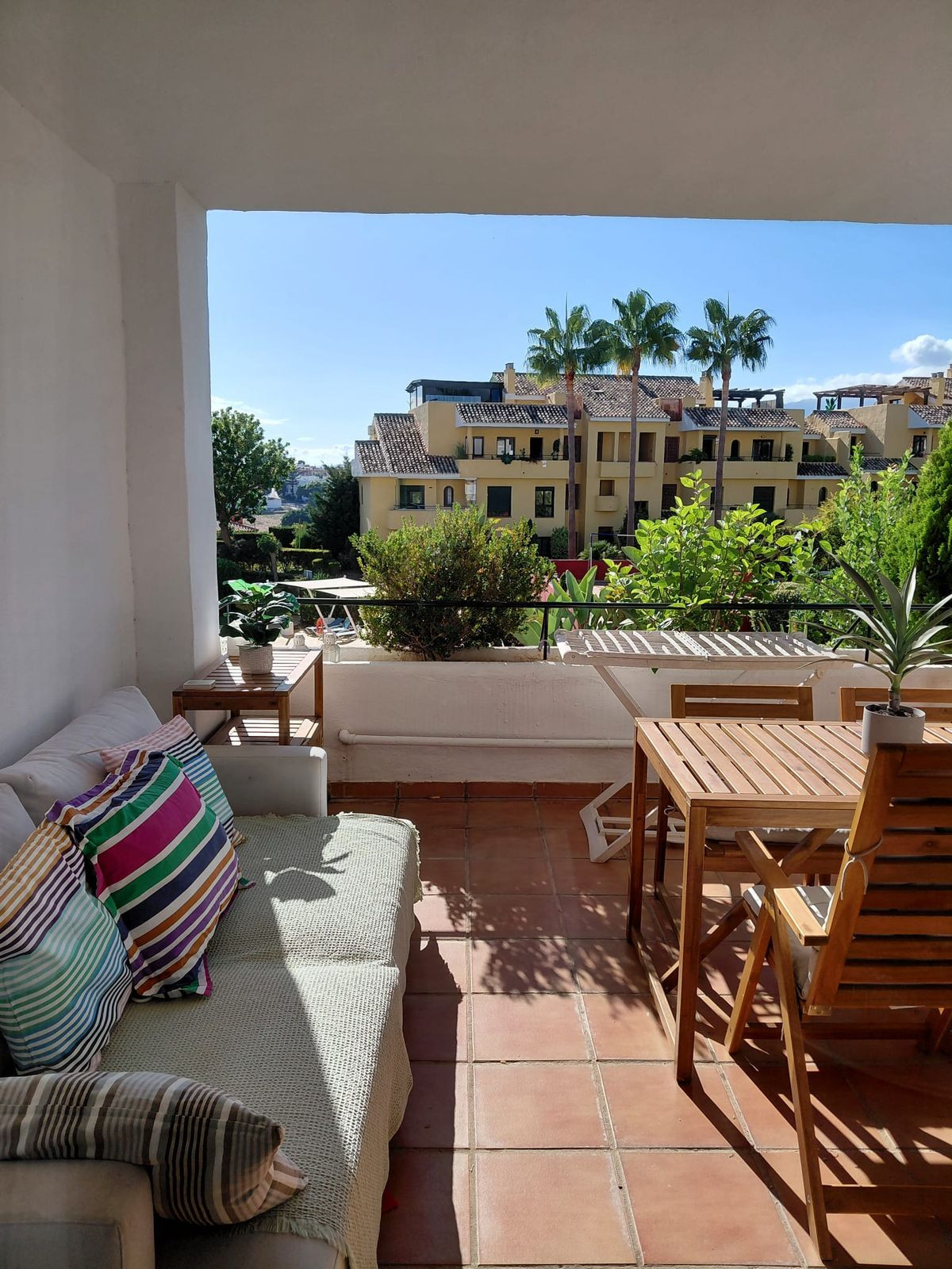 Appartement te koop in Estepona | 2 slaapkamers H5370319