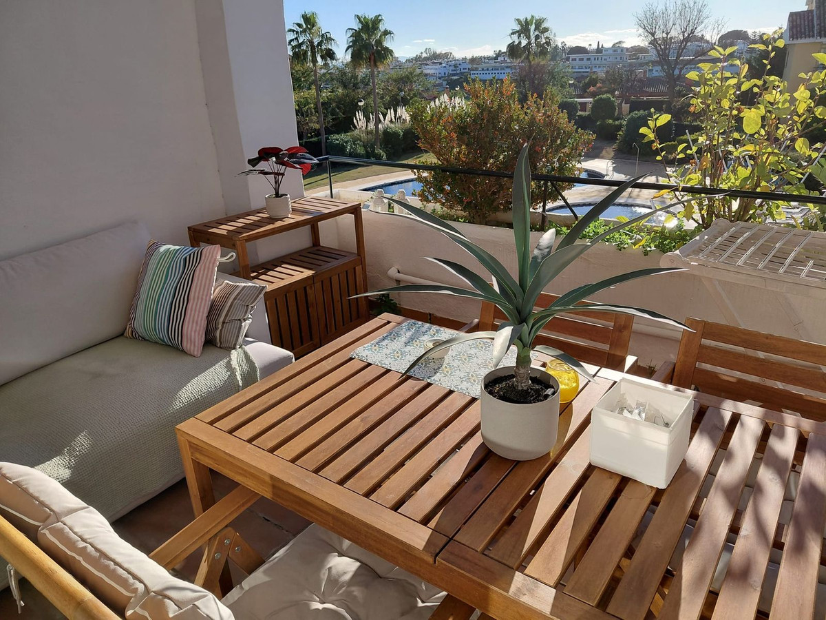 Appartement te koop in Estepona | 2 slaapkamers H5370319