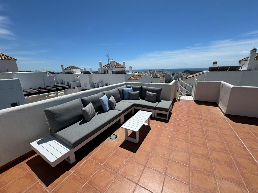 Penthouse te koop in Estepona | 2 slaapkamers H5370418