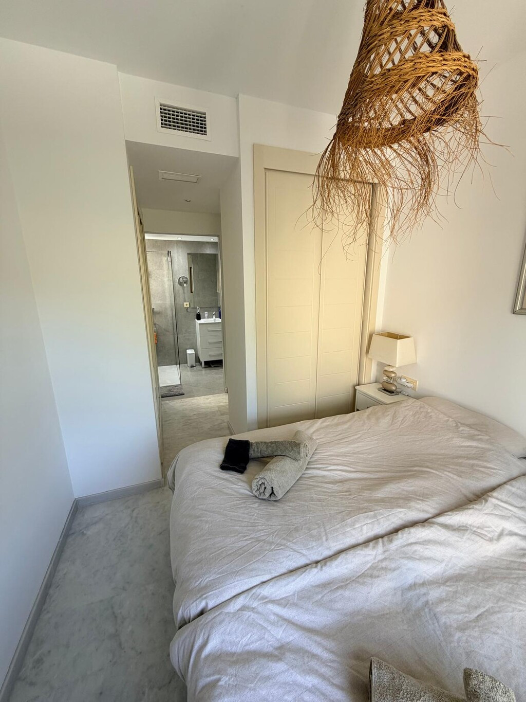 Penthouse te koop in Estepona | 2 slaapkamers H5370418