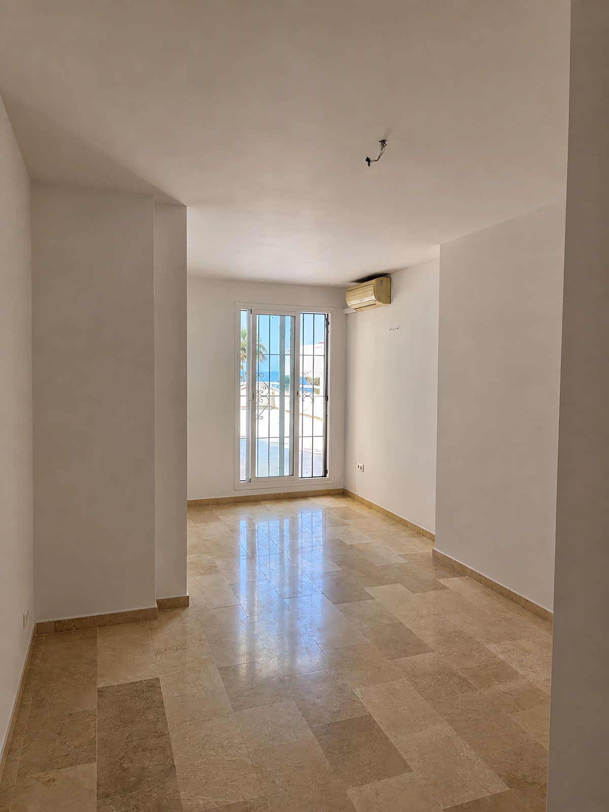 Appartement te koop in Estepona | 2 slaapkamers H5371030