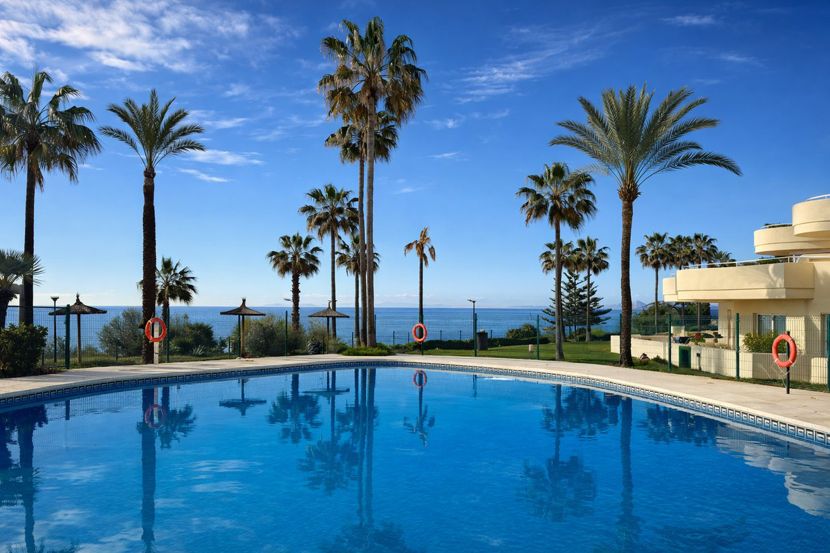 Appartement te koop in Estepona | 2 slaapkamers H5371030