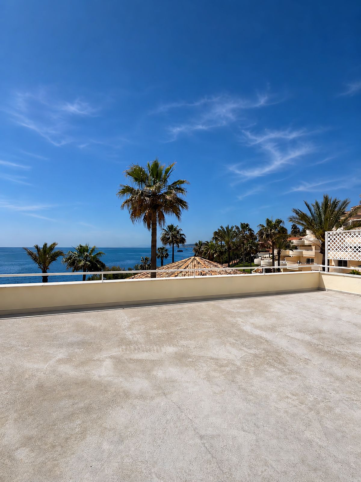 Appartement te koop in Estepona | 2 slaapkamers H5371030
