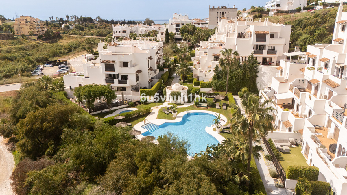 Appartement te koop in Estepona | 3 slaapkamers H5371249