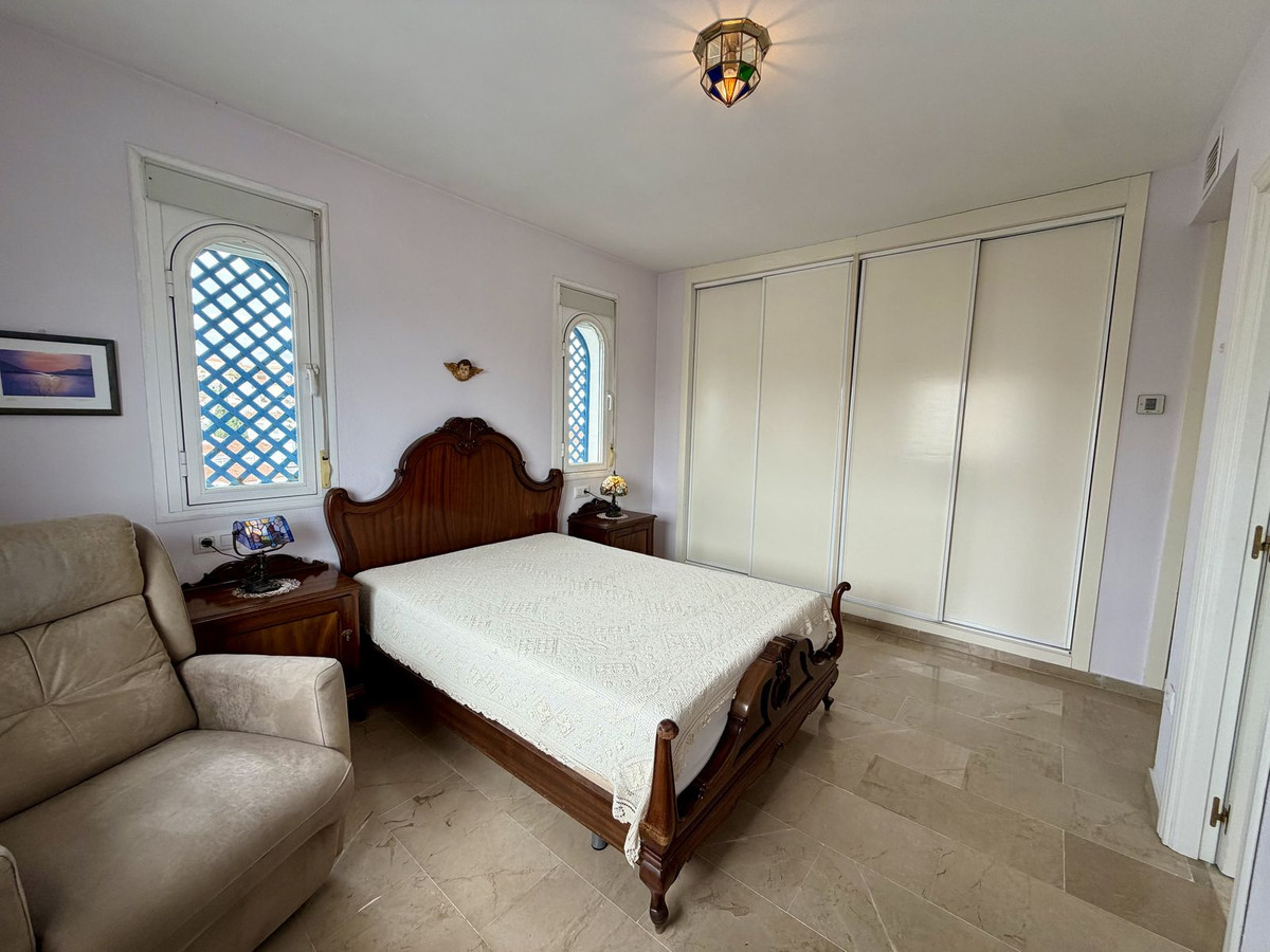 Appartement te koop in Estepona | 3 slaapkamers H5371444