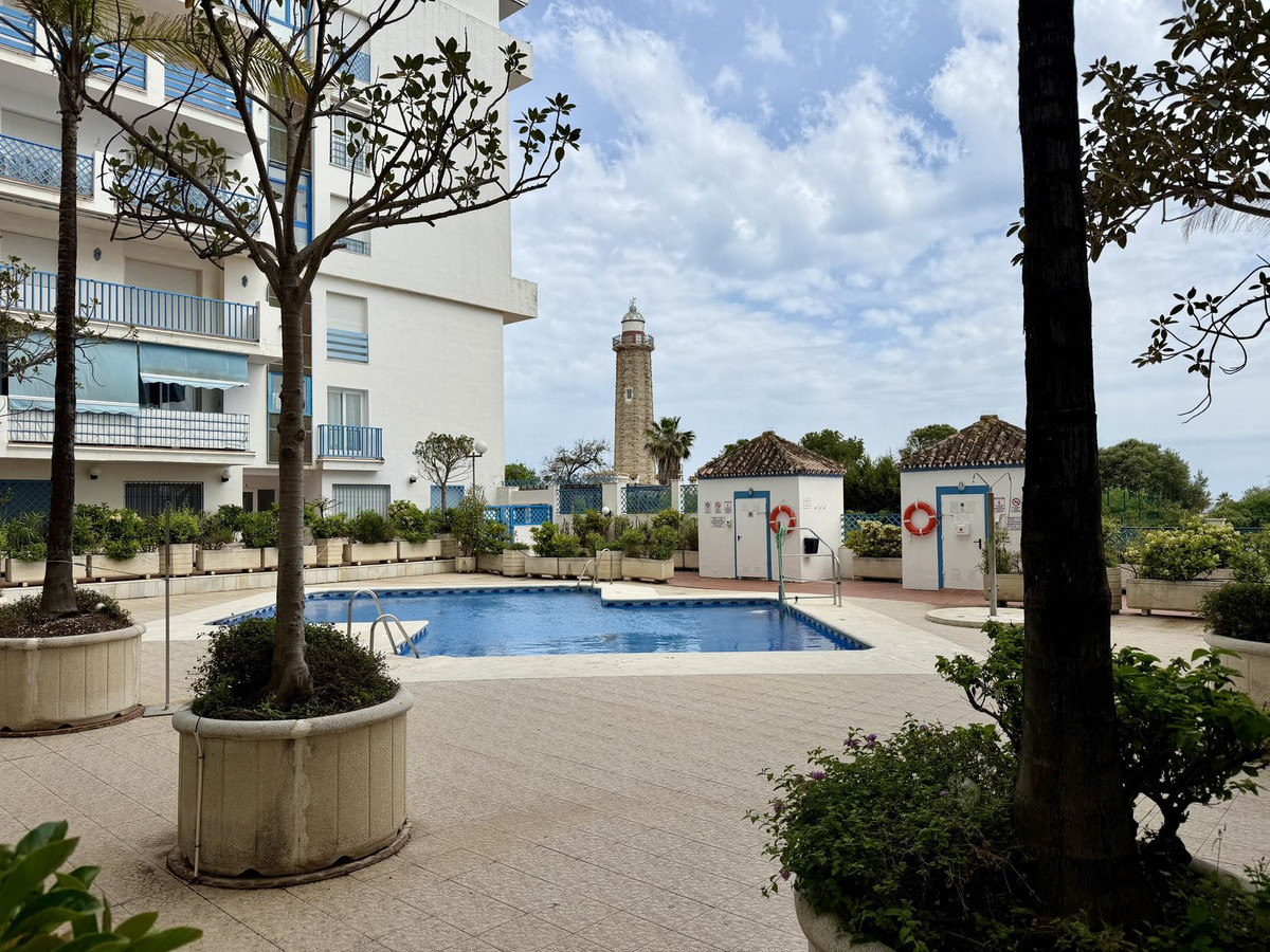 Appartement te koop in Estepona | 3 slaapkamers H5371444