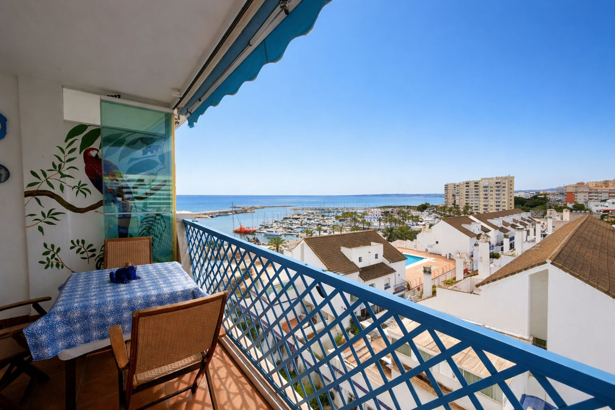 Appartement te koop in Estepona | 3 slaapkamers H5371444
