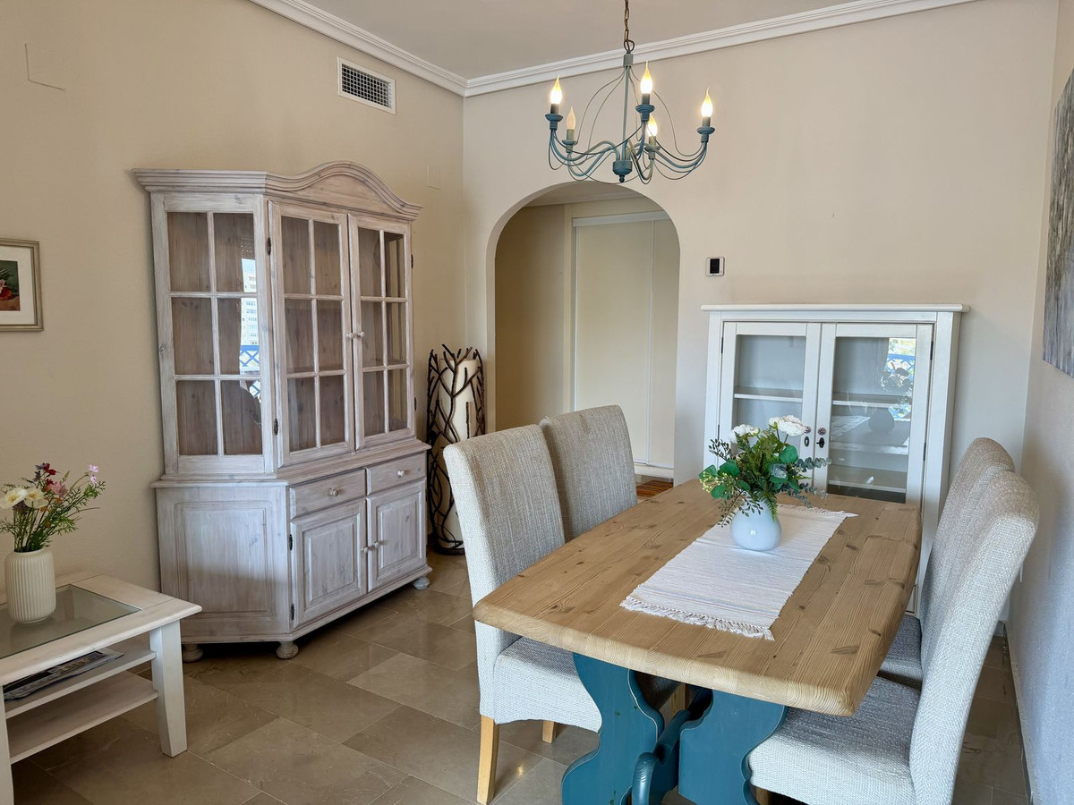 Appartement te koop in Estepona | 3 slaapkamers H5371444