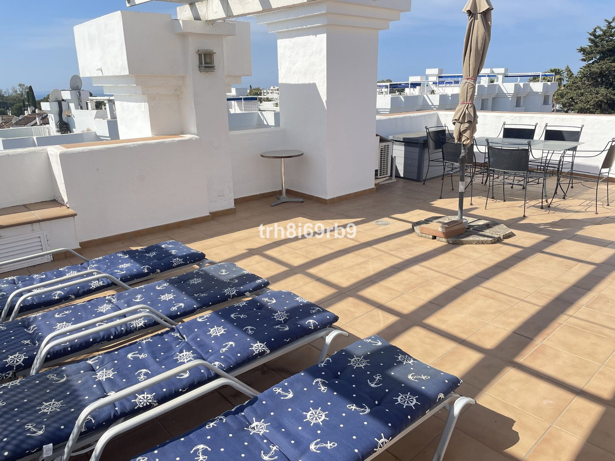 Penthouse te koop in Estepona | 3 slaapkamers H5371540