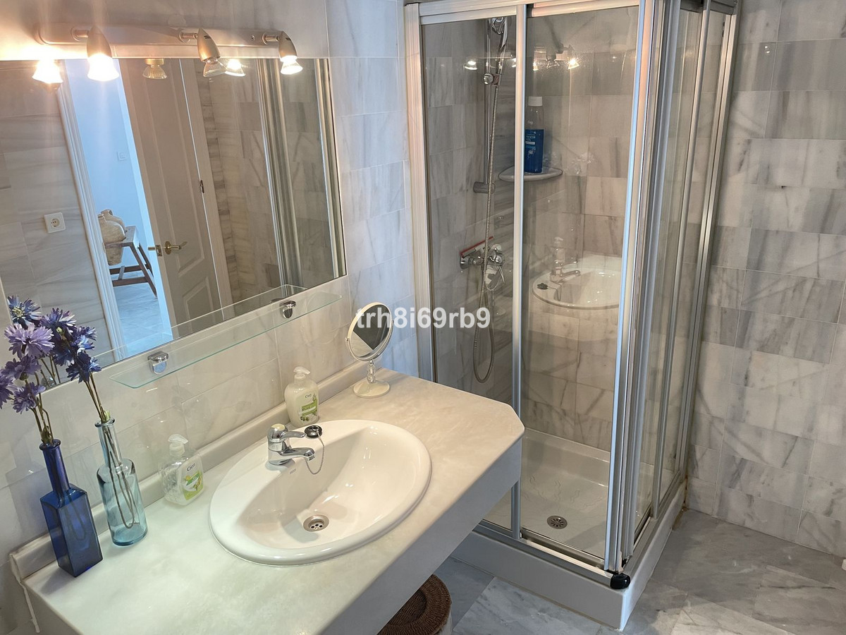 Penthouse te koop in Estepona | 3 slaapkamers H5371540
