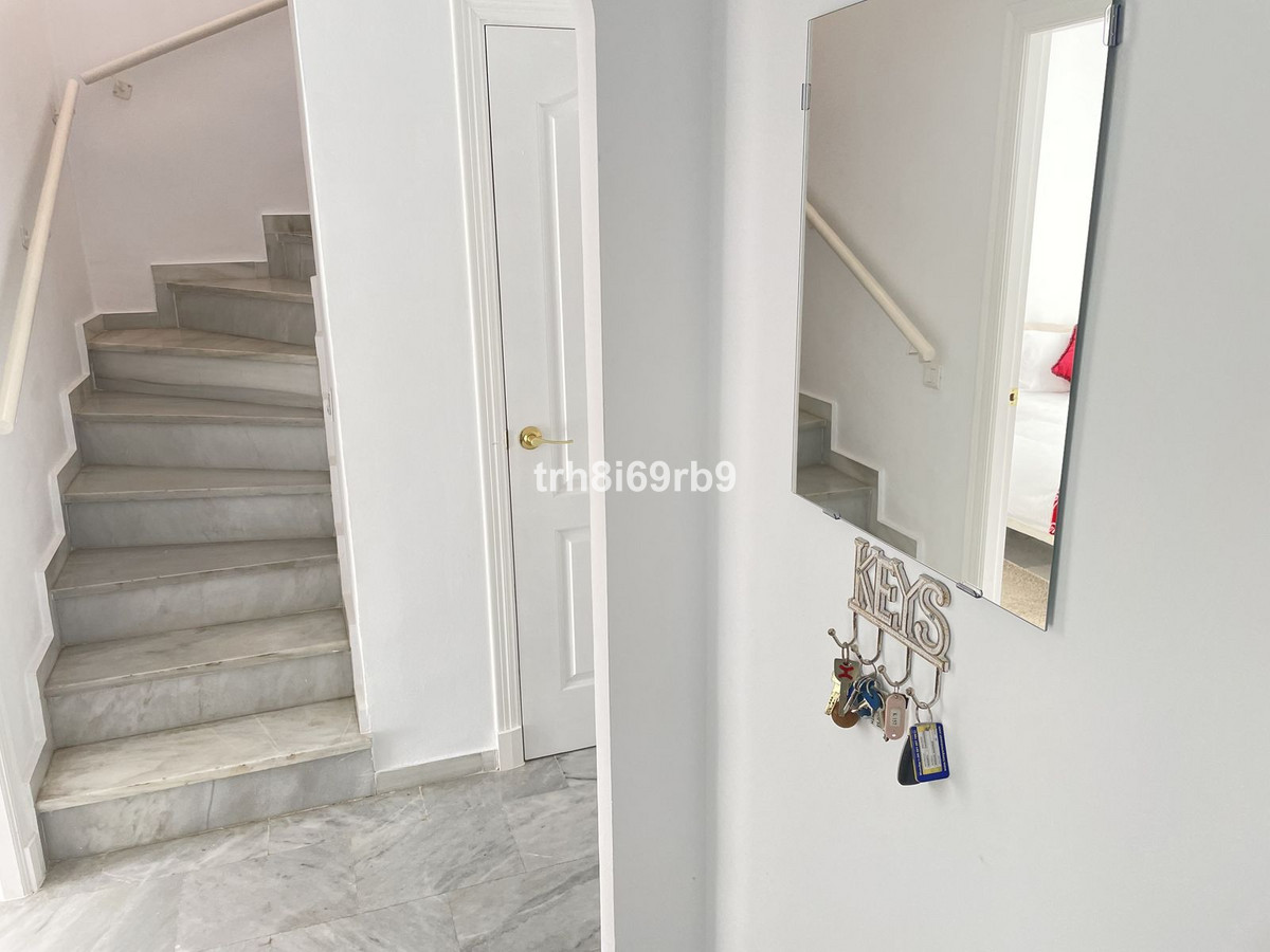 Penthouse te koop in Estepona | 3 slaapkamers H5371540