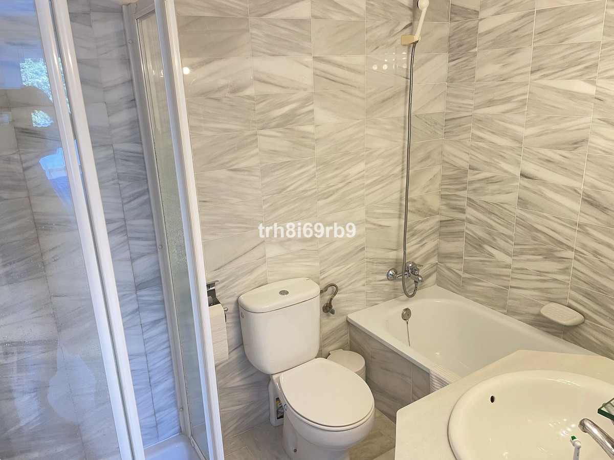 Penthouse te koop in Estepona | 3 slaapkamers H5371540