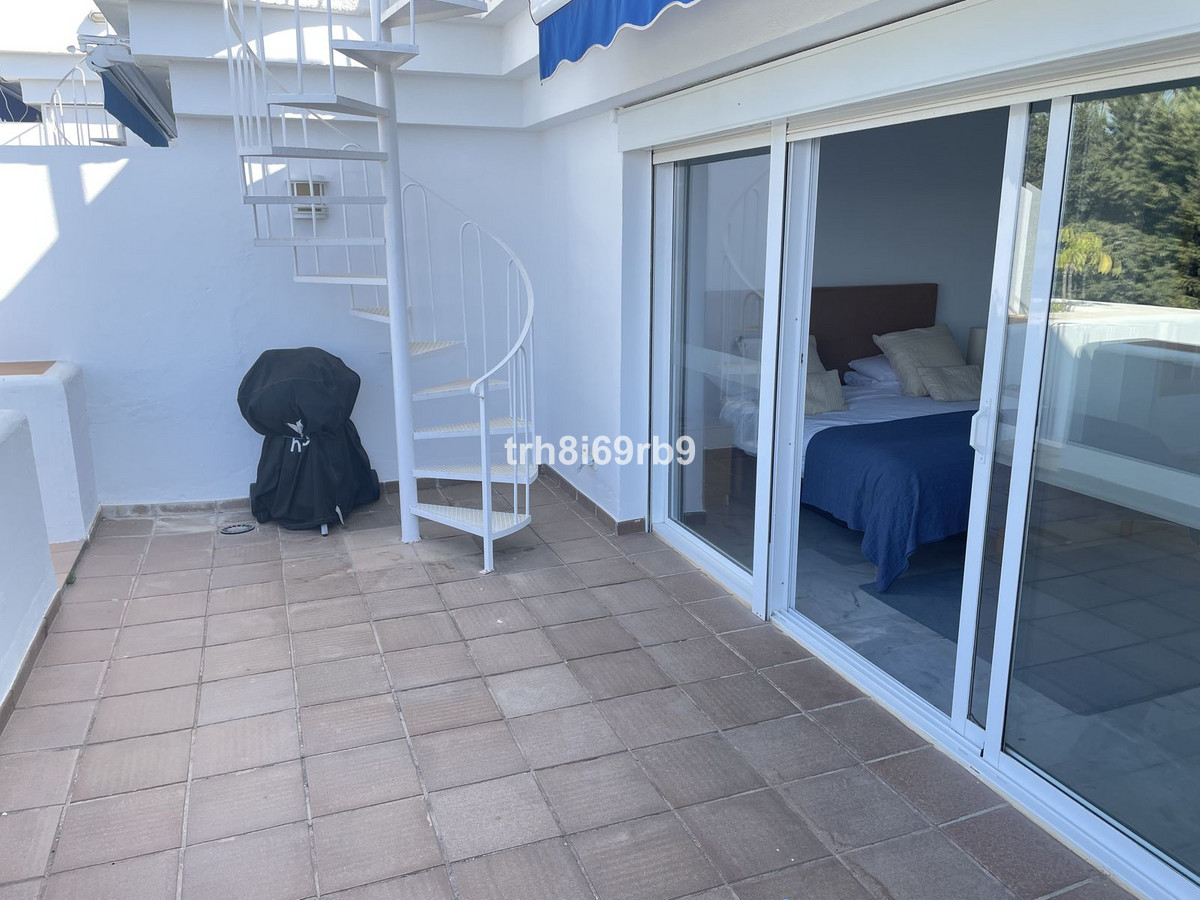 Penthouse te koop in Estepona | 3 slaapkamers H5371540