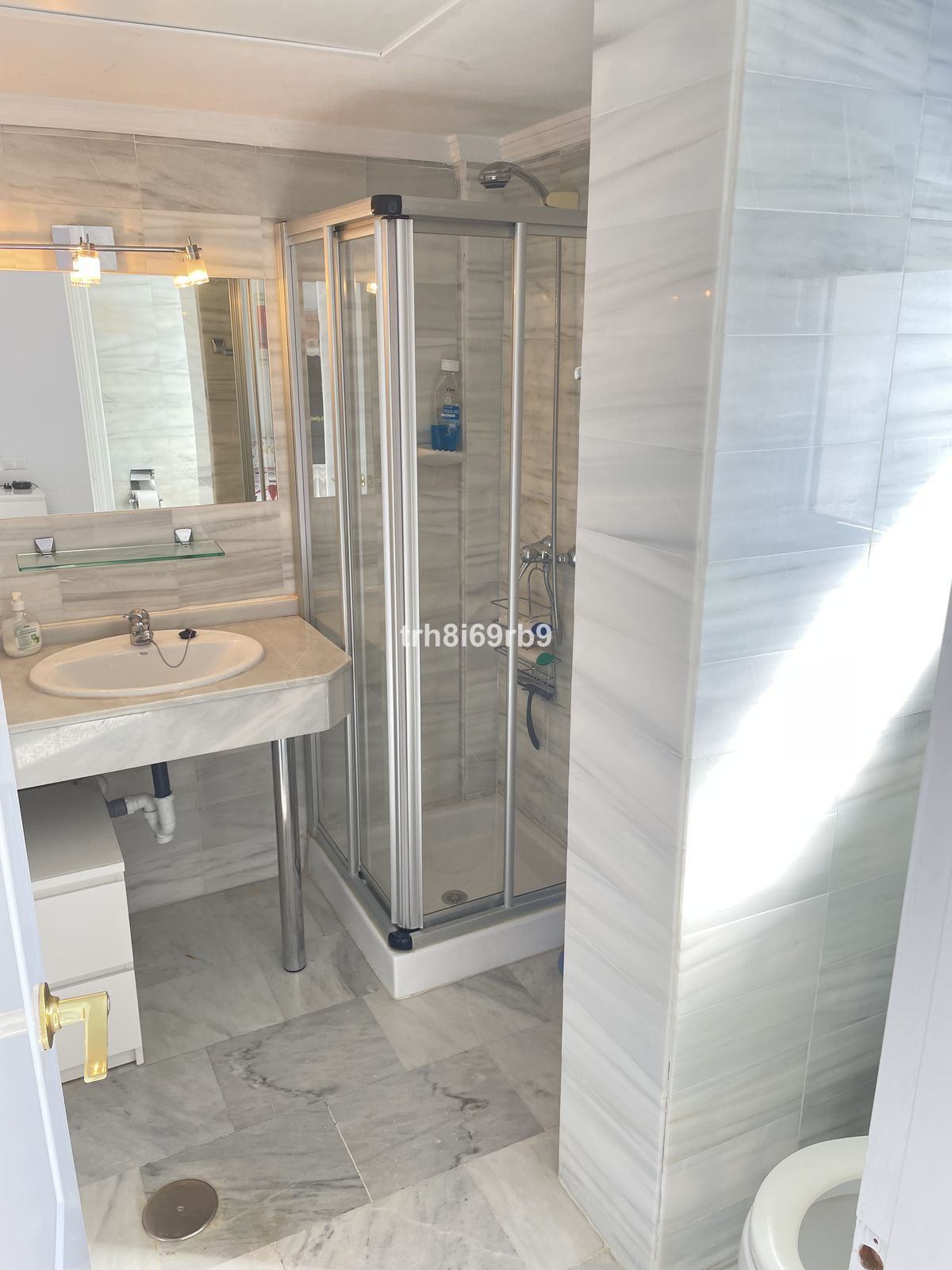 Penthouse te koop in Estepona | 3 slaapkamers H5371540