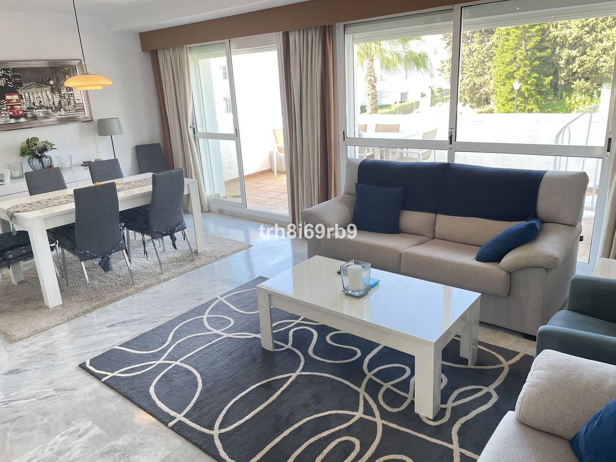 Penthouse te koop in Estepona | 3 slaapkamers H5371540