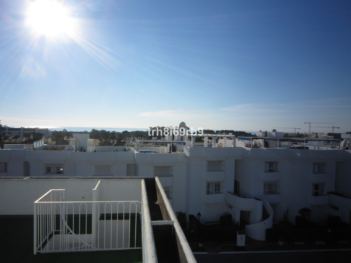 Penthouse te koop in Estepona | 3 slaapkamers H5371540