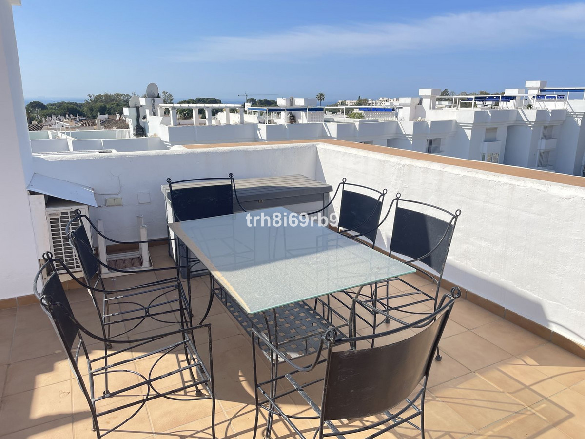 Penthouse te koop in Estepona | 3 slaapkamers H5371540