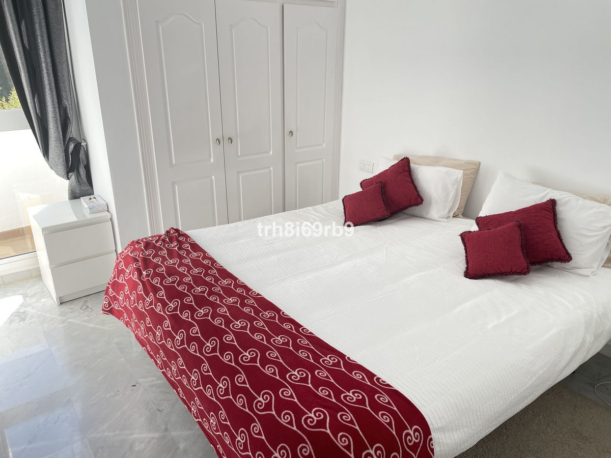 Penthouse te koop in Estepona | 3 slaapkamers H5371540